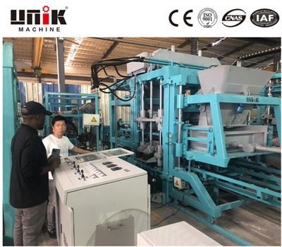 Automatisk betongmurmaskin