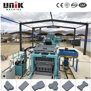 Formingsmaskin for betongprodukter